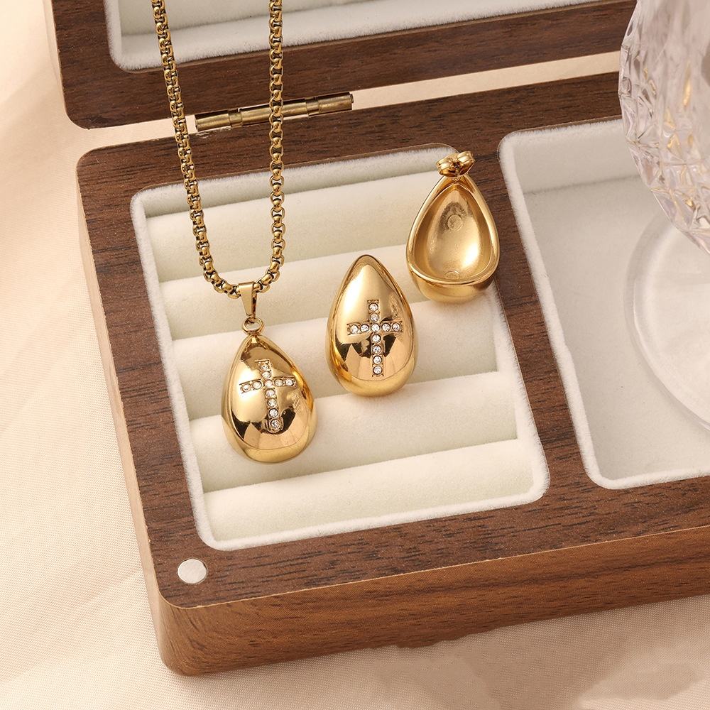 สร้อยคอทอง + ต่างหูทองคำ