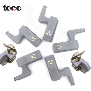 Bản lề đèn LED cảm ứng tự động đa năng hình thoi Toco Light Duty, phụ kiện tủ đồ nội thất - Product Image 1