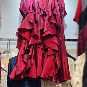 Bettergirl 2025 outono inverno novo nicho plissado onda irregular lótus folha borda comprimento vestido - Product Image 5