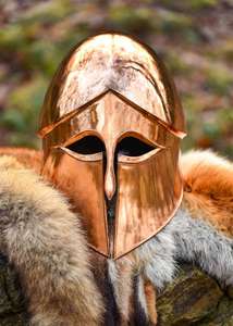 Casques grecs traditionnels de luxe polis, en acier fait main de qualité supérieure, pour la décoration intérieure, les événements culturels, les mariages et les expositions. - Product Image 2