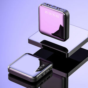 Mini batterie externe portable 20000 mAh avec écran LCD design miroir, personnalisable avec logo - Product Image 3