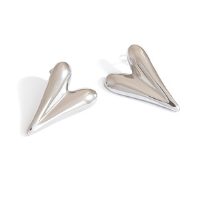 Heart Shape <b>Titanium</b> Steel <b>Stud</b> Earrings For Women Fashion Jewelry Lightweight Elegant Design Ins Style Earrings - Product Image 5