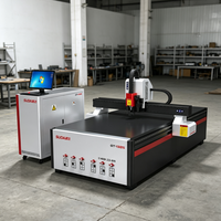Máquina de Corte CNC Router CNC de 1300*2500 mm, Admite Procesamiento de Alta Velocidad para Puertas de Gabinete de MDF y Acrílico