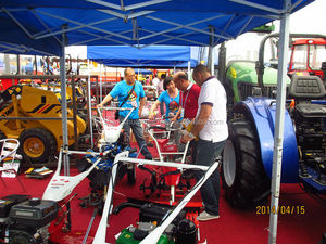 Máy gặt điện hộp số thiết bị nông nghiệp thu hoạch rung máy Ô Liu - Product Image 6