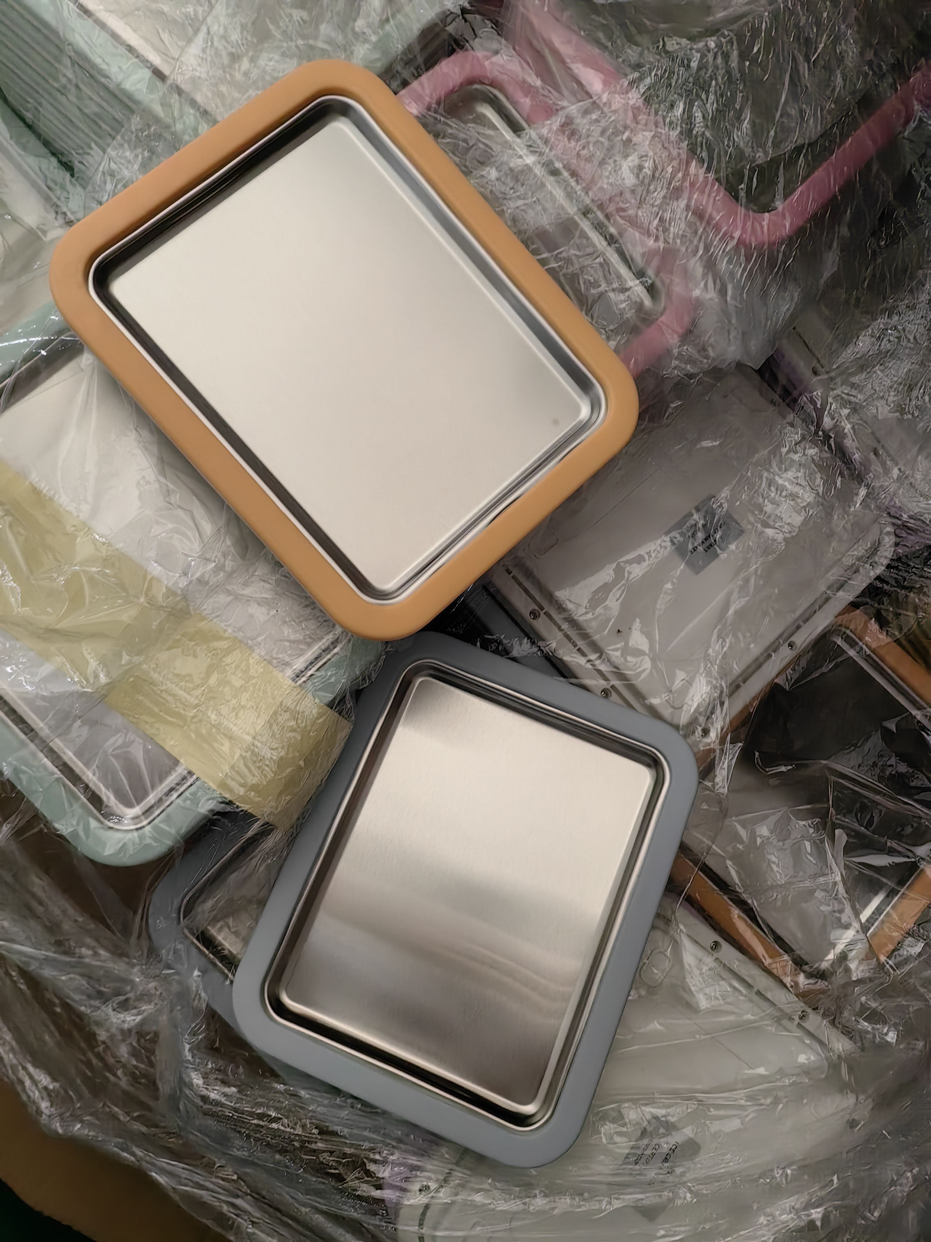 Comme le montre l'image