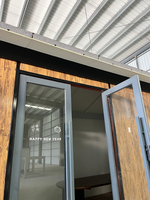 Maisons conteneurs de luxe modernes en acier, démontables, étanches, avec toit à pignon, installation facile pour usage en extérieur, bureau, café, boutique