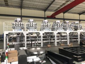 Machine d'emballage VFFS certifiée CE, économique et à haute efficacité, et peseuse multi-têtes pour les snacks, les frites, les noix, les bonbons, les aliments pour animaux de compagnie - Product Image 6