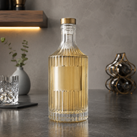 Bouteille de vin en verre cylindrique filetée verticale de 500 ml, idéale pour l'emballage de gin, vodka et whisky, logo personnalisable disponible