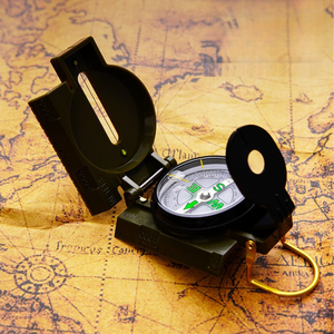 Draagbaar lichtgewicht opvouwbaar kompas Plastic camouflage Lensatic richtkompas Lichtgevende zakwijzer Navigatie - Product Image 5