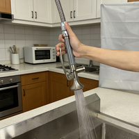 Robinet de cuisine commercial moderne en laiton à 2 trous mural chromé avec douchette extractible pour pré-rinçage, compatible lave-vaisselle