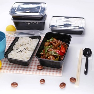 Contenants alimentaires jetables en plastique noirs, boîtes à emporter avec couvercles pour salades et sandwichs, idéales pour le stockage au réfrigérateur. - Product Image 4