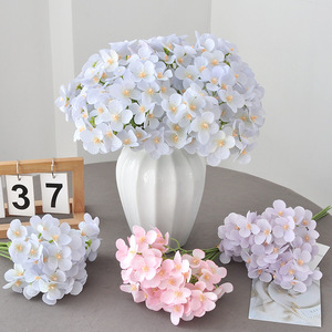 Bouquet d'hortensias artificiels Yoshinobu, petite taille, fleurs en soie, couleur claire, décoration d'intérieur pour table - Product Image 3