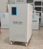 Régulateur de tension automatique triphasé (AVR) SVC 380V CA, stabilisateur de tension 10kva-150kva à commande par servomoteur, directement de l'usine