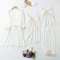 Échantillon Gratuit Peignoir d'Hiver 100% Polyester Peignoir de Mariée Cadeau Demoiselle d'Honneur OEM Peignoir en Tissu Éponge Uni de Haute Qualité Lettre Brodé