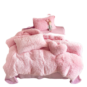 Juego <span class=keywords><strong>de</strong></span> Ropa <span class=keywords><strong>de</strong></span> Cama Moderna <span class=keywords><strong>de</strong></span> Cuatro Piezas <span class=keywords><strong>de</strong></span> Terciopelo Grueso con Diseño <span class=keywords><strong>de</strong></span> Nubes, Sábanas y Funda <span class=keywords><strong>de</strong></span> Edredón Gruesas y Cálidas para Invierno. - Product Image 4