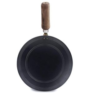 Plancha de hierro premium de alta resistencia con mango de madera para preparar roti, dosa, chapati y uso diario en la cocina. - Product Image 4