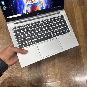 Portátil Empresarial Reacondicionado ProBook 430G8, Intel I5 de 11.ª Generación, 8GB, SSD de 256GB, Pantalla Táctil de 13.3 Pulgadas, Teclado en Inglés - Product Image 1