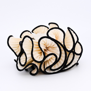 Hermosa flor pelo garras color puro pinza de pelo con borde negro, accesorios <span class=keywords><strong>para</strong></span> el <span class=keywords><strong>cabello</strong></span> <span class=keywords><strong>para</strong></span> chicas - Product Image 2