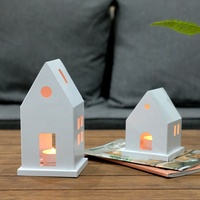 Bougeoir en fer, Design original Mini maison, d'atmosphère blanche, support de lampe, en forme Simple, lanterne de sol de Table pour décoration intérieure