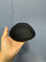 Kippa brodée à motif flamme dégradée avec doublure intérieure personnalisée, Cadeaux Judaïca pour mariages juifs, Bar Mitzvah et souvenirs de cérémonie