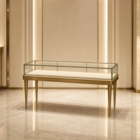 Luxuriöse Maßgefertigte Hochtransparente Glas-Schmuckvitrine mit LED-Beleuchtung Umweltfreundliches Langlebiges Design für den Luxus-Einzelhandel