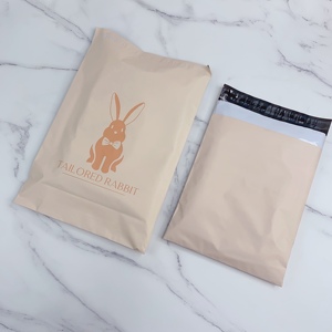 Bolsas de Envío de Polietileno Color Durazno Personalizadas con Impresión Naranja - Bolsas de Envío Impermeables para Ropa y Comercio Electrónico - Product Image 4