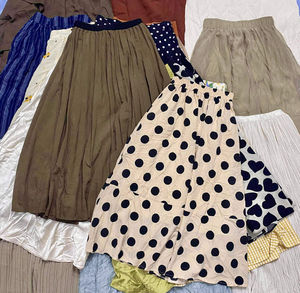 Gonne da <span class=keywords><strong>donna</strong></span> all'ingrosso <span class=keywords><strong>vestiti</strong></span> usati 2 ° gonna di <span class=keywords><strong>cotone</strong></span> lungo per la signora abbigliamento femminile usato <span class=keywords><strong>vestiti</strong></span> balle - Product Image 1