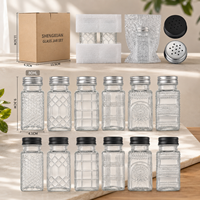 Bocaux à épices en verre de 80 ml avec logo personnalisé et couvercles doseurs, bouteilles à assaisonnement vides réutilisables avec emballage en boîte pour la vente en gros