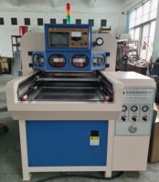 Machine de soudage automatique à haute fréquence pour la partie supérieure des chaussures avec deux tables coulissantes