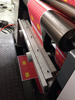 Machine d'impression d'étiquettes graphiques flexo 4 couleurs en papier carton Imprimante d'étiquettes pour boîtes en carton Feuille d'aluminium Paracetam