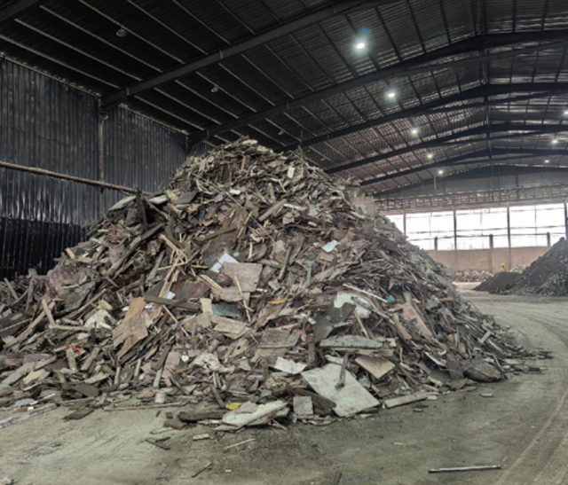 Wheel Mounted Mobile Construction Waste Treatment Machine High Efficiency Waste Crushing And Sorting Equipment For Sale