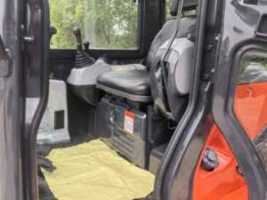 Miniexcavadora de Orugas U55-4 de Segunda Mano, 5 Toneladas, Original, con Motor, Engranaje, Acoplador Rápido y Martillo - Product Image 6