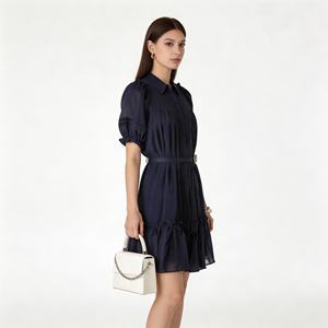Abito chemisier blu navy da donna con cintura, maniche a sbuffo, pieghe frontali e orlo arricciato, elegante mini abito da ufficio - Product Image 3