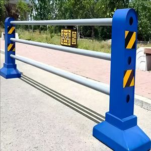 Barriera di Sicurezza Portatile con Base, <span class=keywords><strong>Guardrail</strong></span> in Acciaio Inox Blu e Argento, Livello Ingegneristico, Riflettente e Leggero - Product Image 2