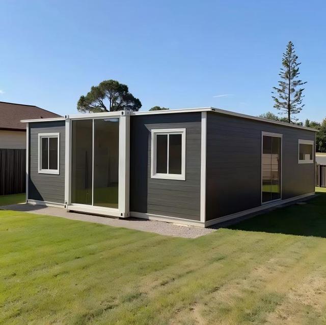 Casa Prefabricated Portable Folding 20Ft 40Ft Expandable Container House 2-4 Bedroom Mobile Tiny Home Office Building Villa