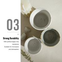 Vente en gros directe d'usine, tasses à thé en céramique uniques bleues et blanches écologiques de style nordique sans poignée, mug à café en porcelaine