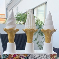 Juego de tres formas diferentes, modelo de helado, cono de gofres, comida de simulación de plástico, gabinete de servicio suave de imitación, accesorios de exhibición realistas