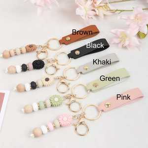 Personalized Daisy Beaded Keychain, Elegant Leather Keyring, Custom Letter Icon Bag Charm, <b>Gift</b> for Mother's Day & <b>Teacher</b> <b>Gifts</b> - Product Image 6