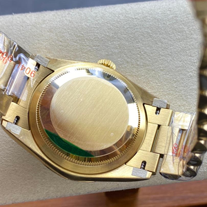 นาฬิกาข้อมือผู้ชาย วัสดุโลหะ แฟชั่นหรูหรา นาฬิกาอัตโนมัติสำหรับผู้ชาย หินอะเวนเจอรีนสีเขียว ทองเหลือง 36 มม. - Product Image 5