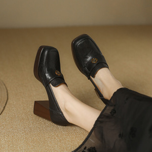 OEM ODM di alta qualità in vera pelle con tacchi quadrati <span class=keywords><strong>mocassini</strong></span> con plateau décolleté da <span class=keywords><strong>donna</strong></span> tacchi alti grossi tacchi alti di fabbrica - Product Image 5