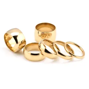 Groothandel Custom Modieuze Moderne Trouwringen 18K Goud Dainty Rvs Blank Paar Dunne Band Ring Voor Mannen Vrouwen