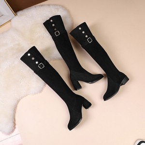 Stivali da Donna Coreani Autunno/Inverno 2025, Nuovo Stile, Lunghi, <span class=keywords><strong>con</strong></span> Tacco Spesso, in Camoscio, <span class=keywords><strong>con</strong></span> Bottoni e Tessuto <span class=keywords><strong>Elastico</strong></span> Sopra il Ginocchio - Product Image 3