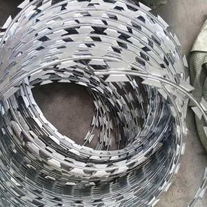 Mạ kẽm nhúng nóng concertina đôi sợi dao cạo dây hàng rào CBT-65 BTO-30 BTO-22 - Product Image 5