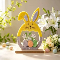 Ornement de Pâques en feutre en forme de lapin debout avec base en bois, à pois, pour décoration de table de printemps, décoration de plateau à étages
