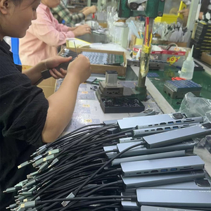 Customusb C để <span class=keywords><strong>USB</strong></span> C <span class=keywords><strong>HUB</strong></span> HDMI-tương thích và VGA USB3.0 đa cổng adaptador <span class=keywords><strong>USB</strong></span> <span class=keywords><strong>Hub</strong></span> - Product Image 6