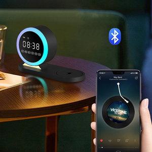 Multifunktion ales kabelloses Laden Nachtlicht Wecker 3 in 1 Design LED Bett Seiten licht mit kabellosem Ladegerät