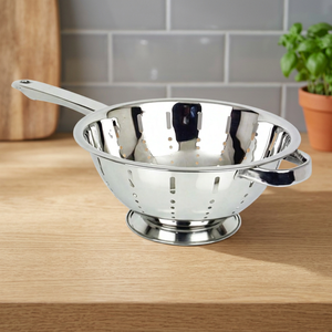 Passoire de cuisine de grande capacité en acier inoxydable robuste avec base pour une vidange facile, écologique et lavable au lave-vaisselle - Product Image 2