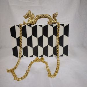 Bolso de mano de resina para mujer en blanco y negro, bolso de noche, Retro bolso de hombro, bolso cruzado de lametierartz - Product Image 1