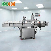 Machine d'étiquetage automatique RICIO Factory ODM pour étiquettes de sécurité autocollantes de boîtes de détergent, application d'étiquettes sur un seul côté à 90 degrés