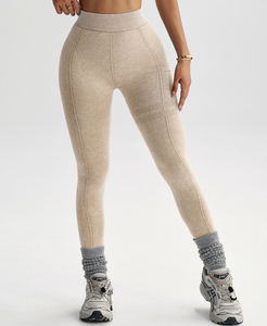 Leggings da Yoga da Donna a <span class=keywords><strong>Vita</strong></span> Alta con Effetto Push-Up, <span class=keywords><strong>Senza</strong></span> <span class=keywords><strong>Cuciture</strong></span>, <span class=keywords><strong>in</strong></span> Spandex/Nylon, Modellanti per Pancia e Glutei, Ideali per Corsa - Product Image 3